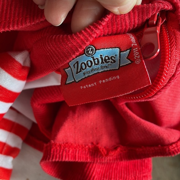 Olivia the Pig, pajama bag zippered, stuffed animal, Zoobies - Picture 3 of 11